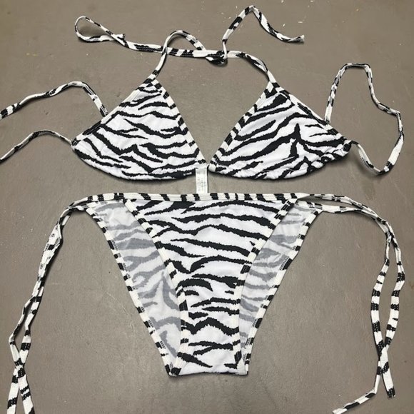 NWOT One Size Zebra Striped Bikini - Picture 1 of 8
